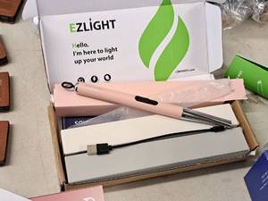 lot 722 image: Lot of (3) EZ Light Flameless Lighters  USB Rechargeable
