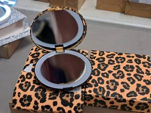 lot 755 image: Lot of (2) Pop Sonic LED  Compact Mirror - Magnifying Compact Mirror with LED Lights
