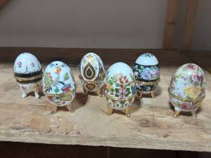 6-Vintage Footed Hinged Egg Trinket Boxes