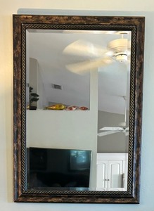lot 43 image: Stylish Wall Mirror