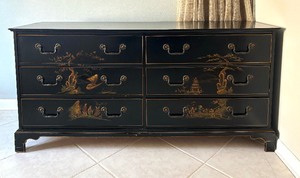 lot 10 image: Vintage Chinese Six Drawer Dresser