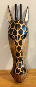lot 86 image: Decorative Giraffe Wooden Mask