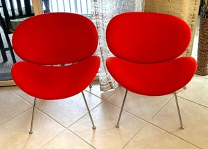 lot 5A image: Pair of Pierre Paulin Mid Century Chairs