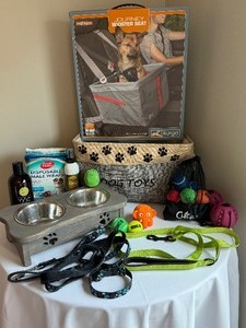 lot 124 image: Fun Dog Supplies