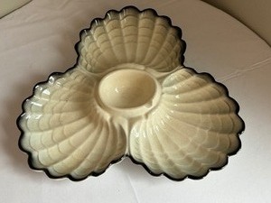 lot 163 image: Mid Century Divided Dish