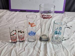 lot 38 image: Collection of 5 Vintage Drinking Glasses - Shot Glasses and Beer Mug