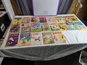 lot 71 image: Collection of Vintage Comic Books - Assorted Titles