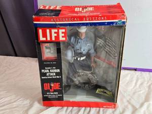 lot 106 image: LIFE GI Joe Pearl Harbor Collection U.S. Navy Sailor Figure - Historical Editions