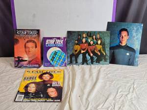 lot 181 image: Star Trek Collection 5 Items including The Valiant Book, Laser Disc, Photos, and More