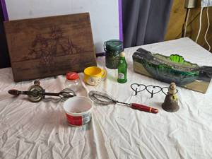 lot 205 image: Collection of Vintage Kitchen Utensils and Decor Items