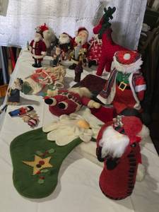lot 216 image: Collection of Christmas Figurines and Decorations