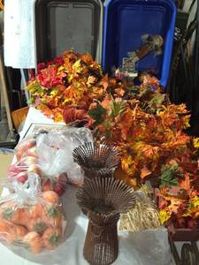 lot 234 image: Autumn Harvest Decor Collection with Faux Fruits and Leaves