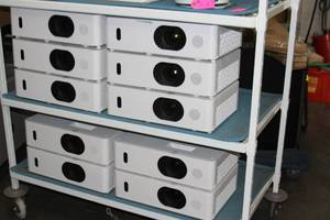 lot 122 image: Lot of 10 - PARTS & REPAIRABLE - 5000-Lumen Projection Systems - Maxell & Hitachi