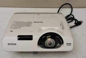 lot 51 image: Epson 3LCD  PowerLite 525W Projector