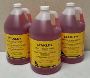 lot 79 image: Stanley (3) Gallons of Pressure Washer Detergent Car & Truck