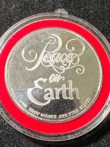 1 TROY OZ .999 FINE SILVER 1995 MERRY CHRISTMAS ROUND IN AIRTITE