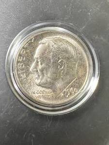 1960 US ROOSEVELT DIME UNC IN CASE