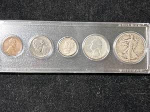 1939 US YEAR SET IN HARDCOVER CASE