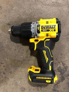 DEWALT 20V Compact Cordless 12 in. Hammer Drill (Tool Only)  Customer Returns See Pictures