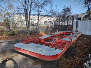 lot 15 image: Mega Rack E-Series 22 Frame Rack, ...