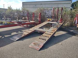 lot 4 image: Chief EZ-Liner Model 279 20 Frame ...