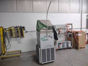 lot 30 image: ICA Island Clean Air Duster 3000, 1...
