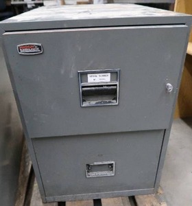 MAGNUM BY MEILNK 2 DRAWER FILE CABINET