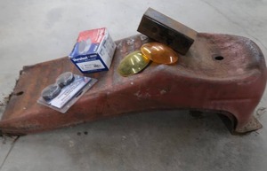 GARAGE LOT