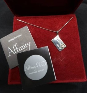 925 STERLING NECKLACE WITH NATURAL DIAMOND CHIP.