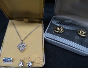 DIAMOND NECKLACE  COSTUME EARINGS