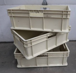 3 HEAVY DUTY CRATES