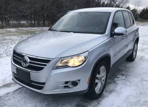 2011 Volkswagen Tiguan SE 4Motion AWD