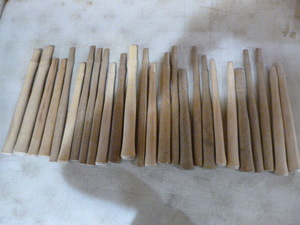 26 Wooden Handles