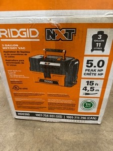 RIDGID 3 Gallon 5.0 Peak HP NXT Shop Vac Wet Dry Vacuum with Fine Dust Filter, Expandable Hose and Accessory Attachments customer return see pictures