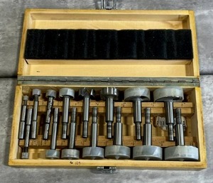 lot 43 image: Forstner Bit Lot in Wooden Box - Missing 58 Bit