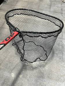 lot 82 image: Used Tenfin 40X Carbon Fiber Landing Fishing Net in Good Condition - 69 Long