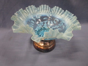 Northwoods Opalescent Brides Bowl