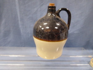 Stoneware Shoulder Jug, Brown Top 2 Gallon