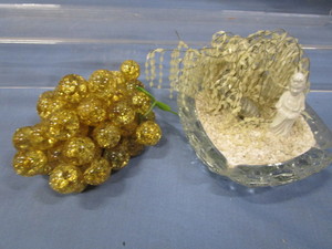 Oriental Tree & Figure, Glass Grapes