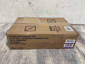 lot 143 image: SmartCat All Natural Clumping Cat Litter, 20 Pound