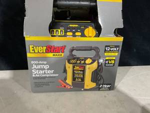 lot 344 image: 800 Peak Amp Jump Starter w 120 PSI Compressor, pivoting LED light, 3X USB ports