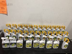 lot 533 image: Miscellaneous Lot of Lawn Care Items