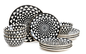 lot 246 image: Thyme & Table 12-Piece Dinnerware Stoneware Set, Black & White Medallion Collection