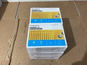 lot 283 image: LOT OF 6 Room Essentials String Lights 100 Lights