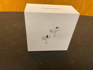 lot 19 image: Apple AirPods Pro (2nd generation)