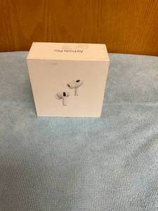 lot 23 image: Apple AirPods Pro (2nd generation)
