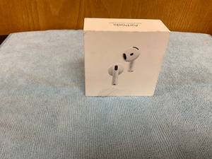lot 73 image: Apple - AirPods 4 - White