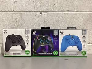 lot 501 image: LOT OF 3 Power A Wired Xbox Controllers