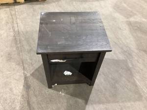 lot 678 image: Mainstays Hillside Nightstand with Drawer, Espresso Finish