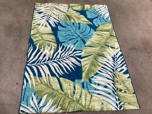 lot 686 image: Palm Outdoor Woven Rug